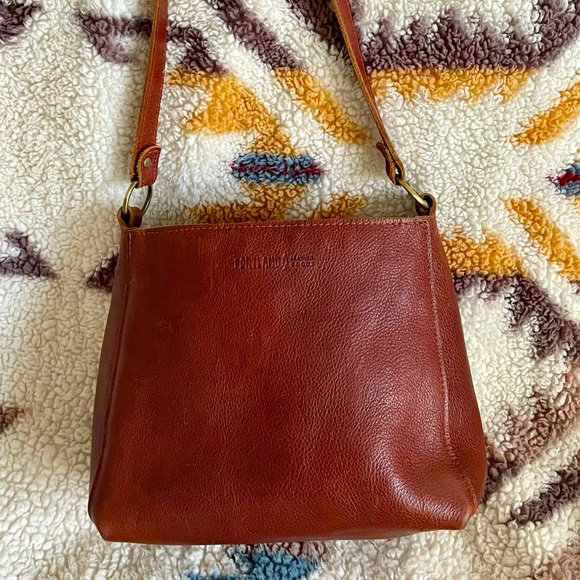 Portland Leather Goods Handbags - Portland Leather Goods Triangle Bag - Nutmeg